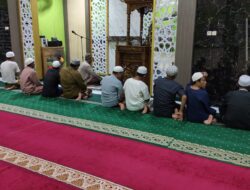 Kegiatan Salat Berjamaah Perkuat Pembinaan Spiritual Di Lapas Narkotika Karang Intan