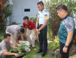 Lapas Banjarmasin Giatkan Penghijauan Lingkungan Melalui Penanaman Tanaman Hias Dan Produktif