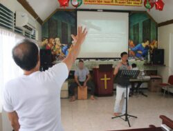 Warga Binaan Lapas Banjarmasin Jalani Ibadah Mingguan Dengan Khidmat Dan Penghayatan