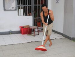 Lapas Banjarmasin Giatkan Kebersihan Blok Hunian Bersama Warga Binaan