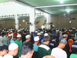 Salat Ashar Berjamaah Pererat Kebersamaan Di Lapas Banjarmasin
