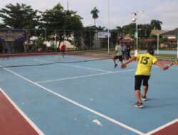 Lapas Banjarmasin Gelar Kegiatan Tenis Lapangan Bersama Petugas Dan Warga Binaan