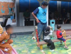 Momen Penuh Haru Antara Ayah Dan Anak Di Lapas Banjarmasin