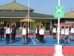 Instruktur Profesional Pandu Senam Pagi Pegawai Lapas Kelas IIA Banjarmasin