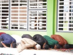 Lapas Narkotika Karang Intan Perkuat Pembinaan Keagamaan melalui Salat Jumat Berjamaah