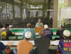 Warga Binaan Lapas Narkotika Karang Intan Belajar Tajwid Bersama di Masjid At-Taubah