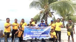 Jaga Ekosistem Pesisir, Sat Polair Polres Tanimbar Gelar Aksi Bersih Pantai Bersama Warga