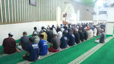 Lapas Banjarmasin Perkuat Pembinaan Rohani Warga Binaan melalui Salat Duha Pagi