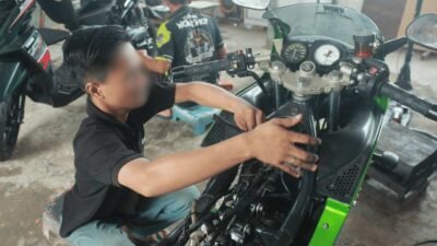 Warga Binaan Lapas Banjarmasin Praktik Servis CVT Motor Matic dan Kelistrikan Motor Sport