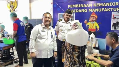 Iwan Santoso Tinjau Produk UMKM Warga Binaan Lapas Banjarmasin, dari Akar Pinang hingga Sasirangan
